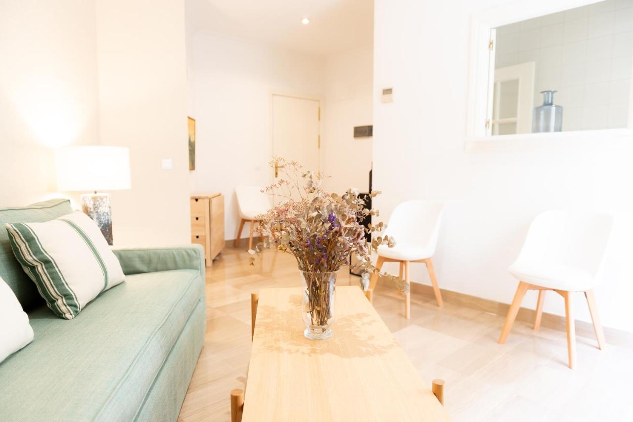 Tourist House Casa Pilatos Apartment เซบีญา ภายนอก รูปภาพ
