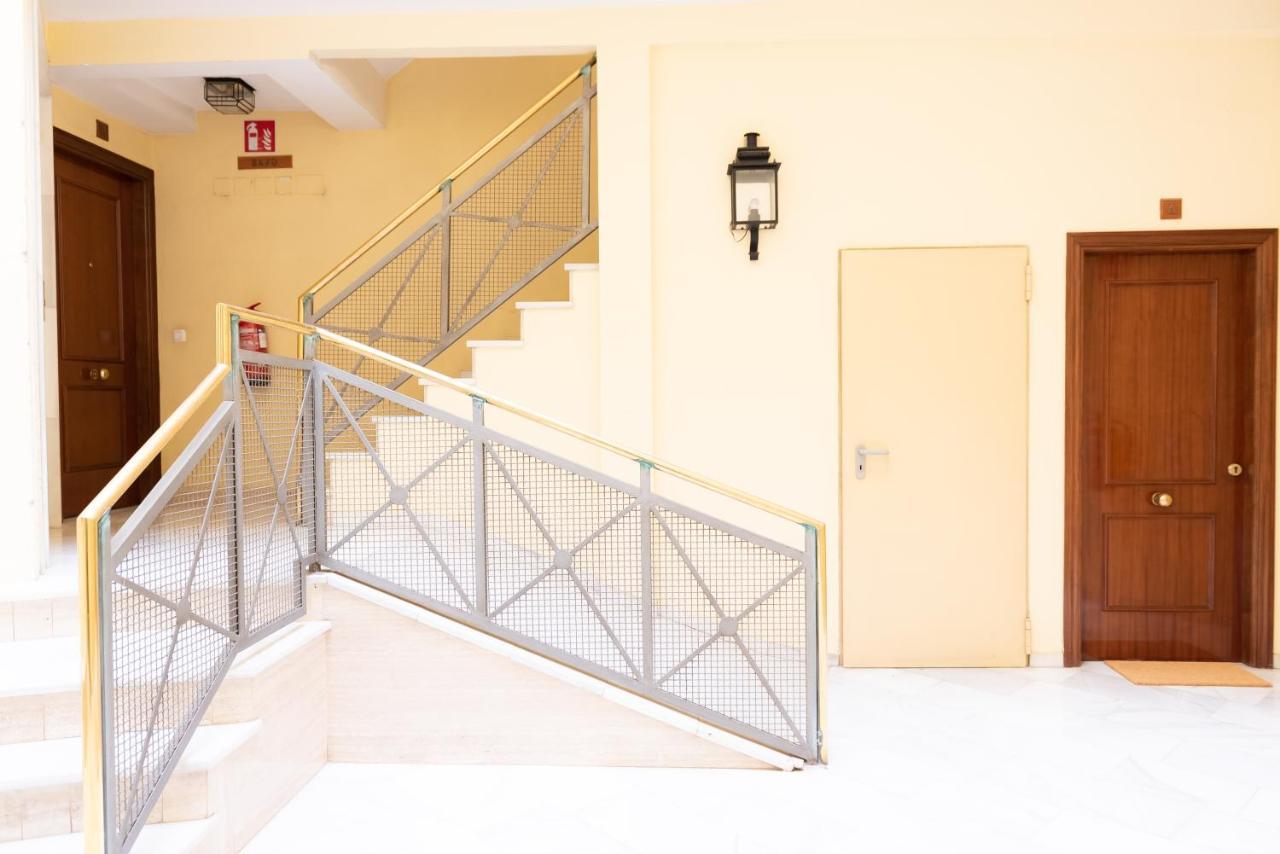 Tourist House Casa Pilatos Apartment เซบีญา ภายนอก รูปภาพ