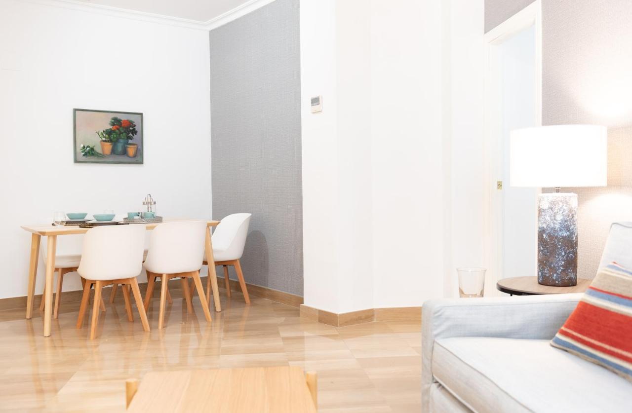 Tourist House Casa Pilatos Apartment เซบีญา ภายนอก รูปภาพ