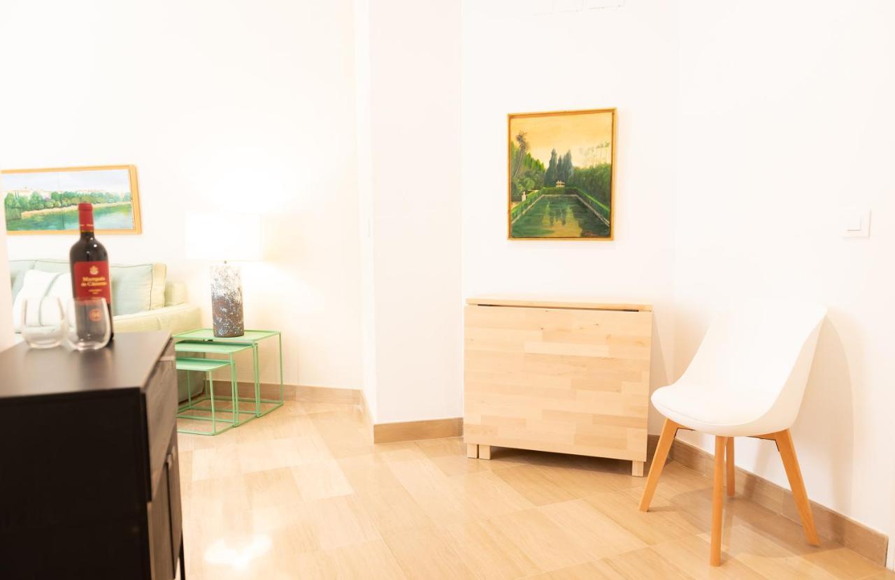 Tourist House Casa Pilatos Apartment เซบีญา ภายนอก รูปภาพ