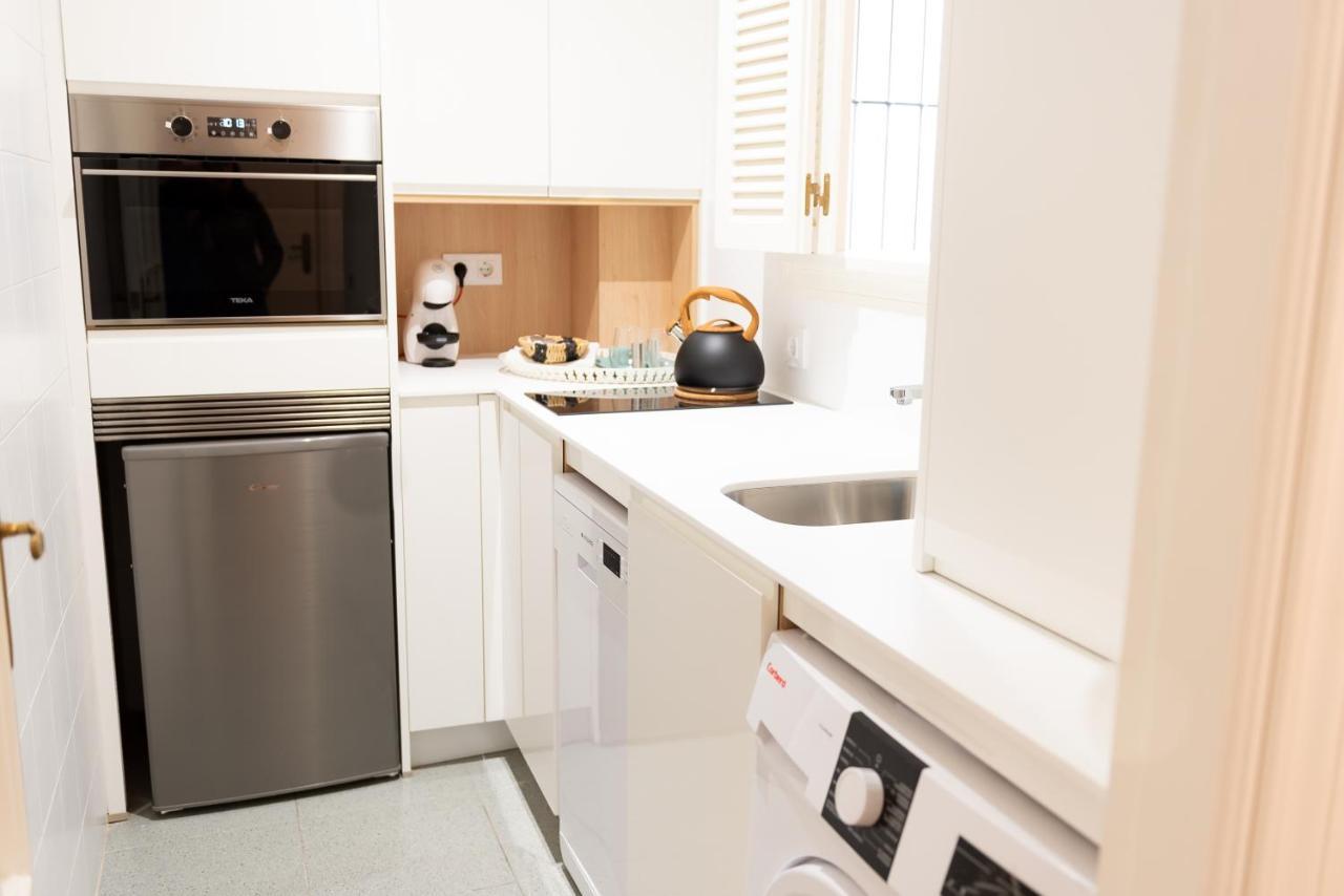 Tourist House Casa Pilatos Apartment เซบีญา ภายนอก รูปภาพ